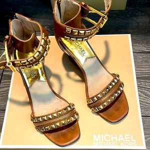 Michale kors wedges